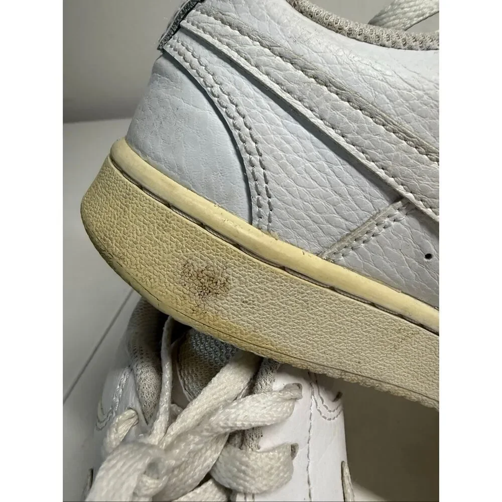 Nike Court Vision Men’s Size 6,5/ Women’s 8 White Athletic Sneakers CD5463-100